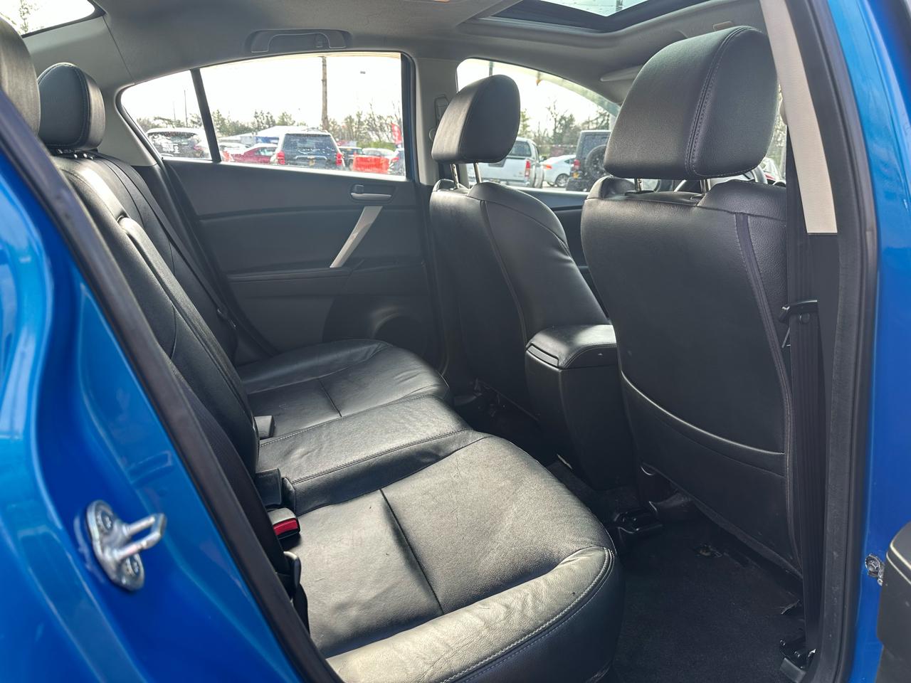 Mazda MAZDA3 4dr Sdn Auto i Grand Touring 2012