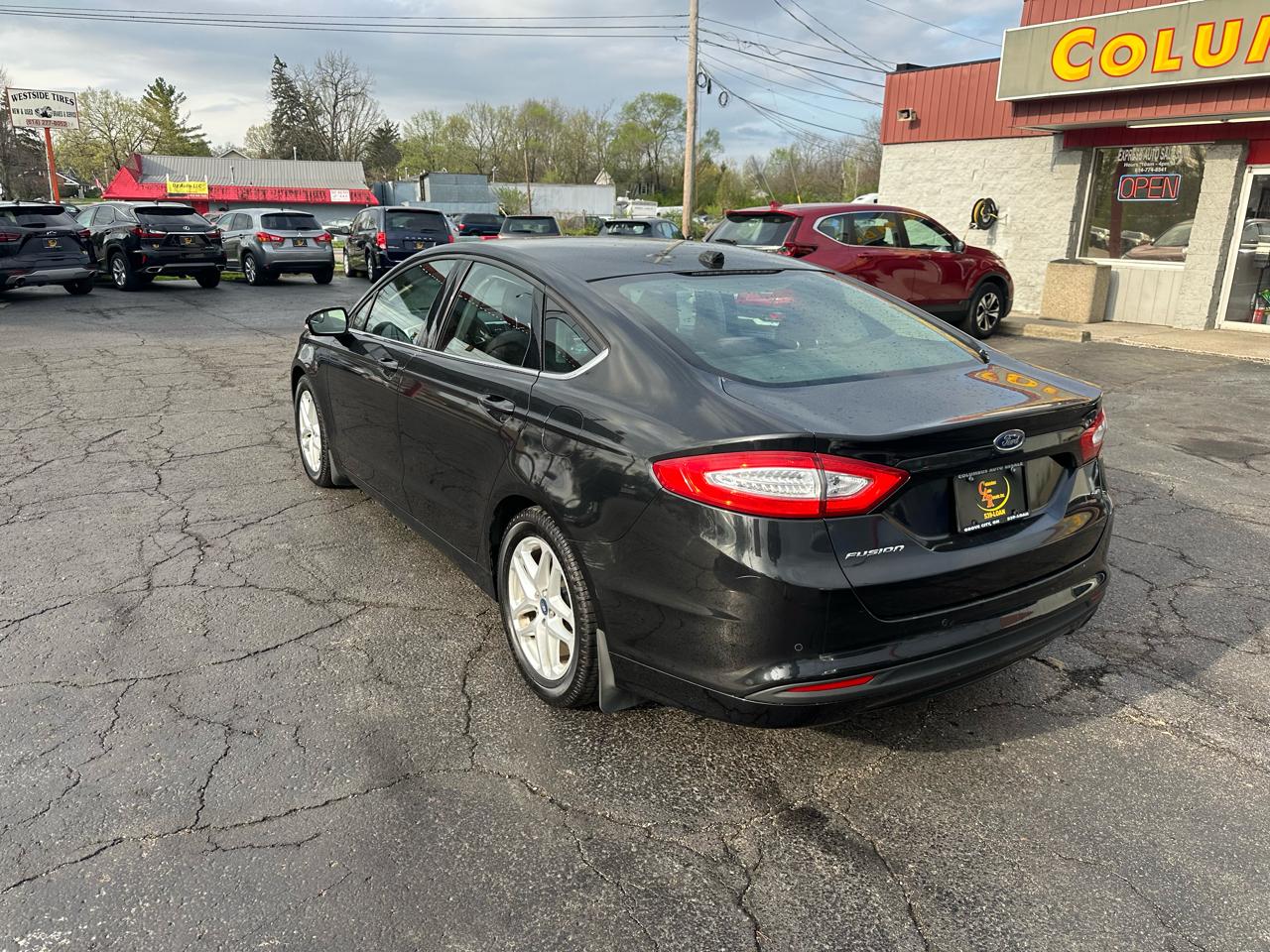 Ford Fusion 4dr Sdn SE FWD 2014