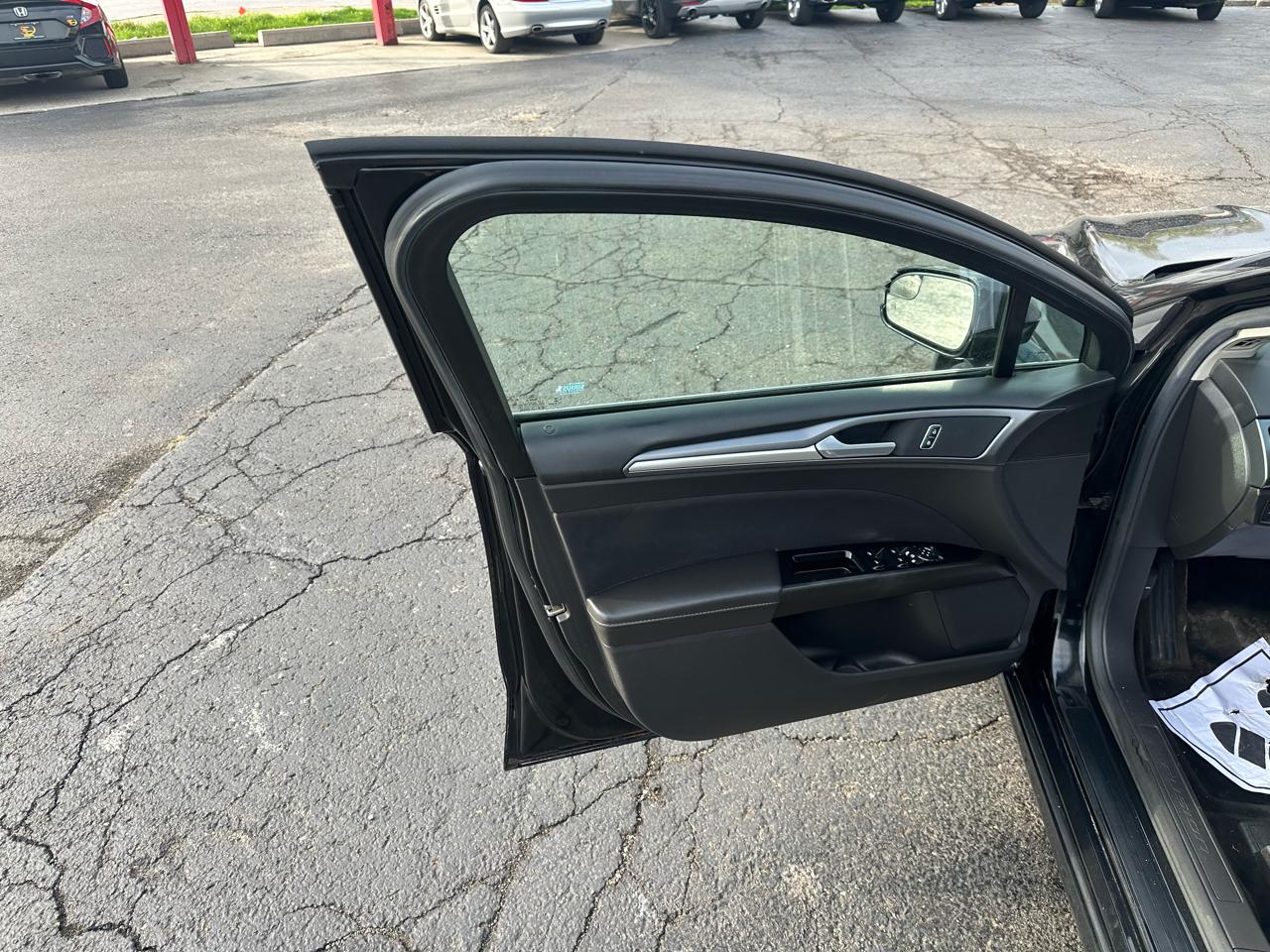 Ford Fusion 4dr Sdn SE FWD 2014