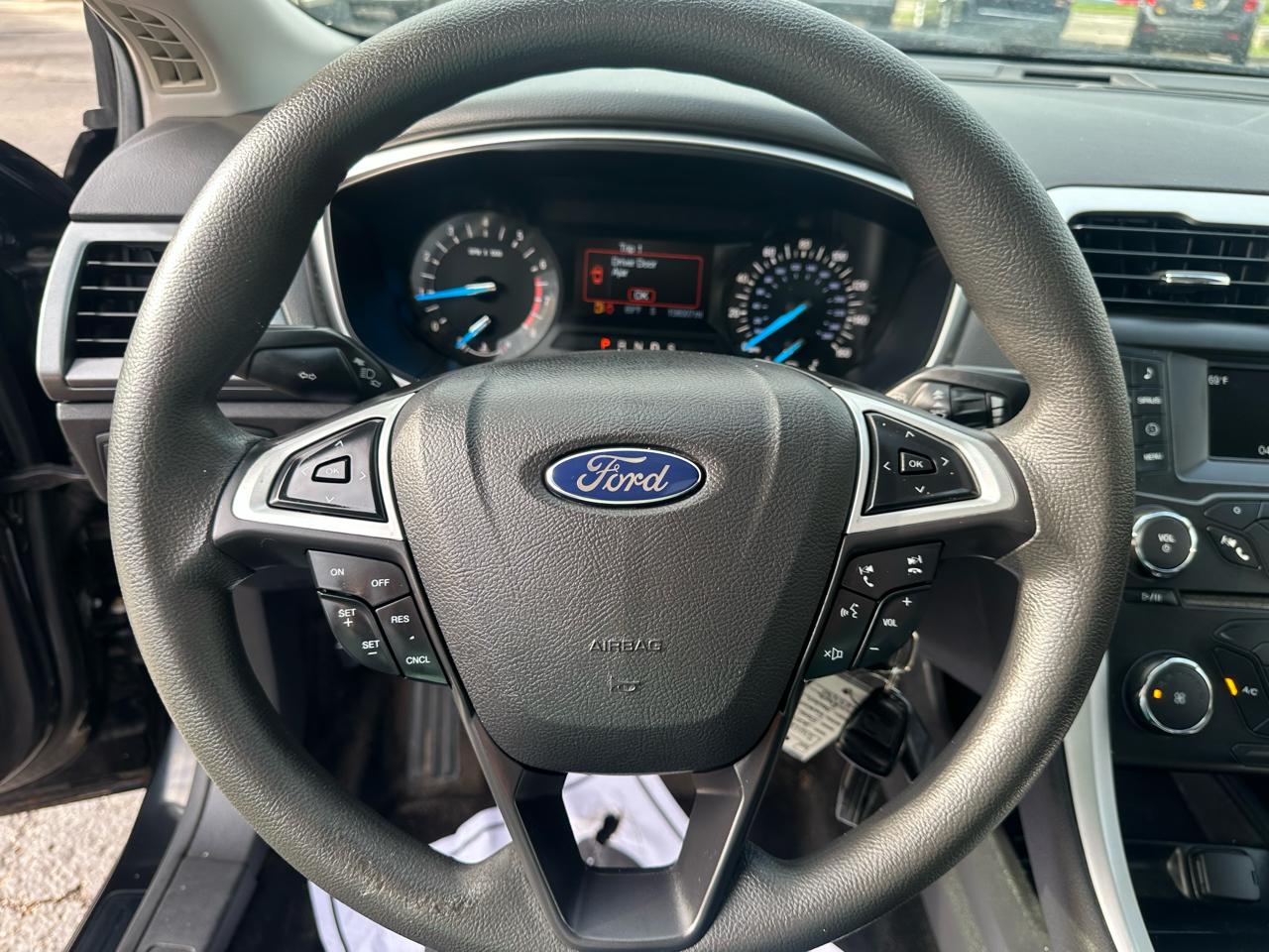 Ford Fusion 4dr Sdn SE FWD 2014