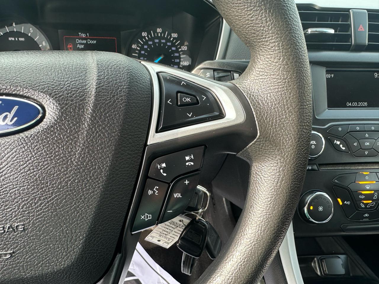 Ford Fusion 4dr Sdn SE FWD 2014