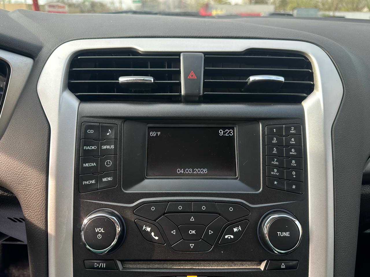 Ford Fusion 4dr Sdn SE FWD 2014