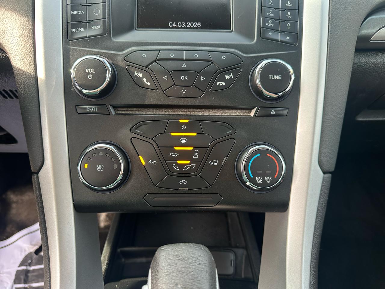 Ford Fusion 4dr Sdn SE FWD 2014