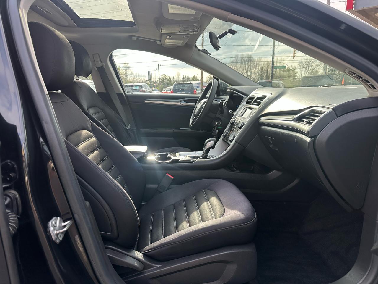 Ford Fusion 4dr Sdn SE FWD 2014