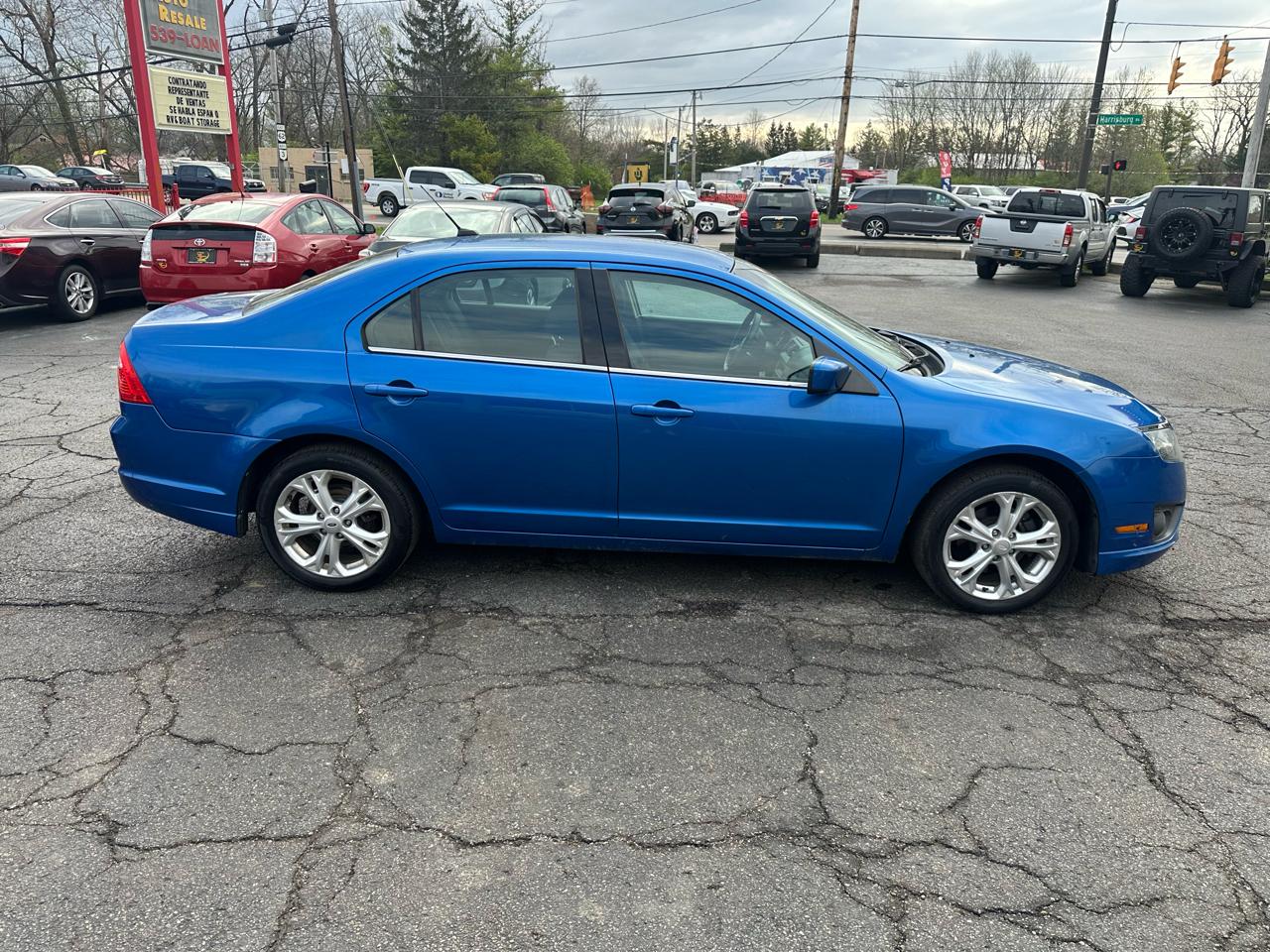 Ford Fusion 4dr Sdn SE FWD 2012