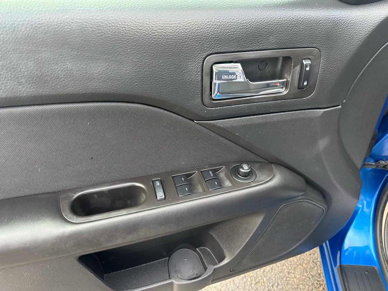 Ford Fusion 4dr Sdn SE FWD 2012