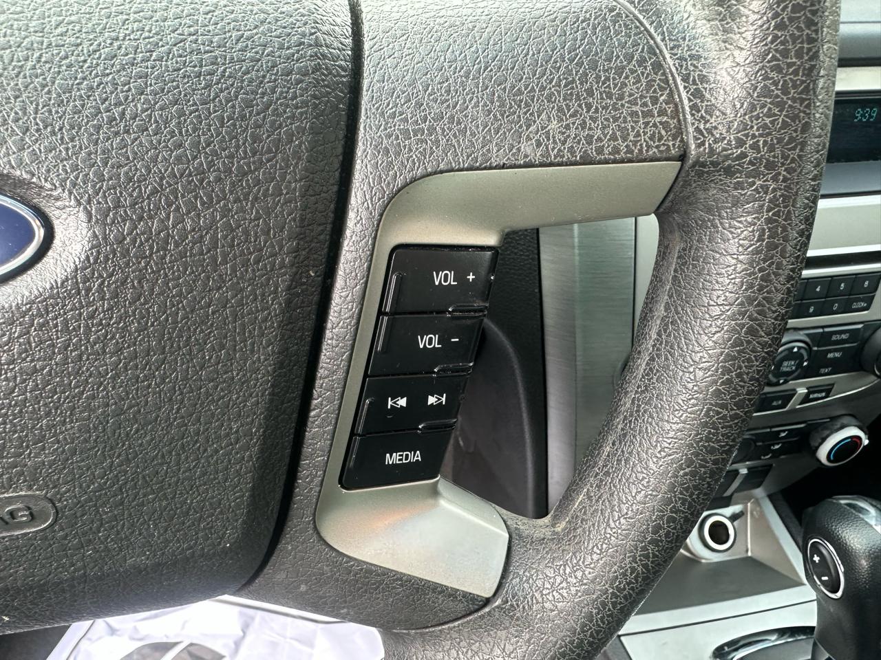 Ford Fusion 4dr Sdn SE FWD 2012