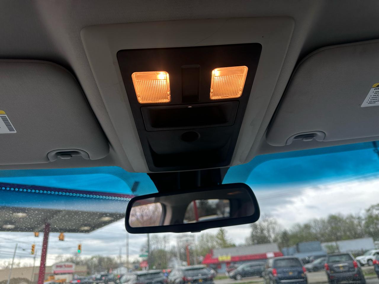 RAM 1500 2WD Crew Cab 140.5" Express 2014