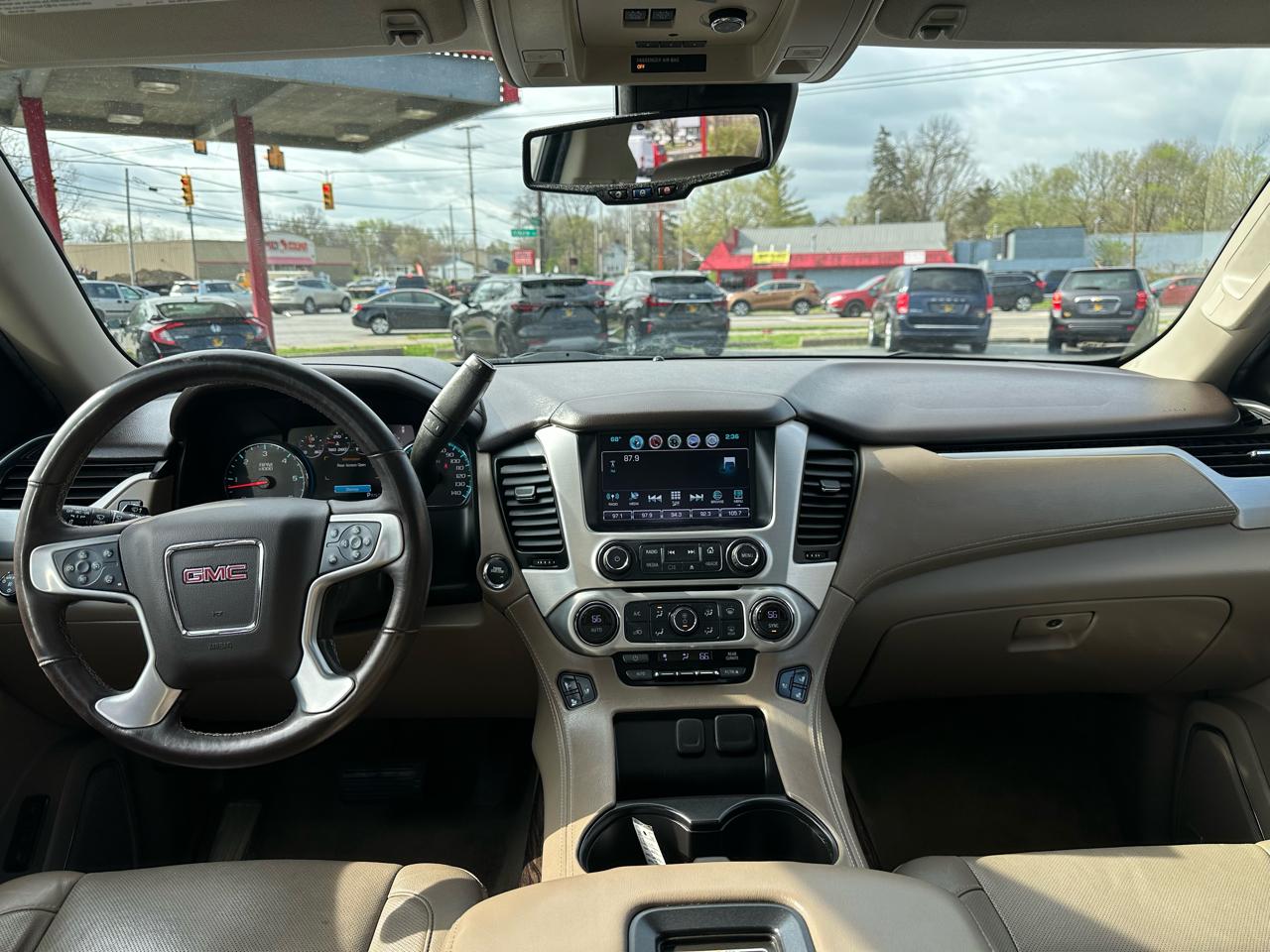 GMC Yukon 4WD 4dr SLT 2017