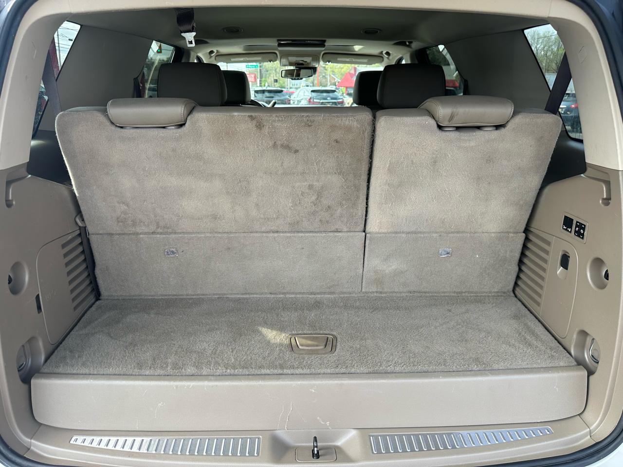 GMC Yukon 4WD 4dr SLT 2017