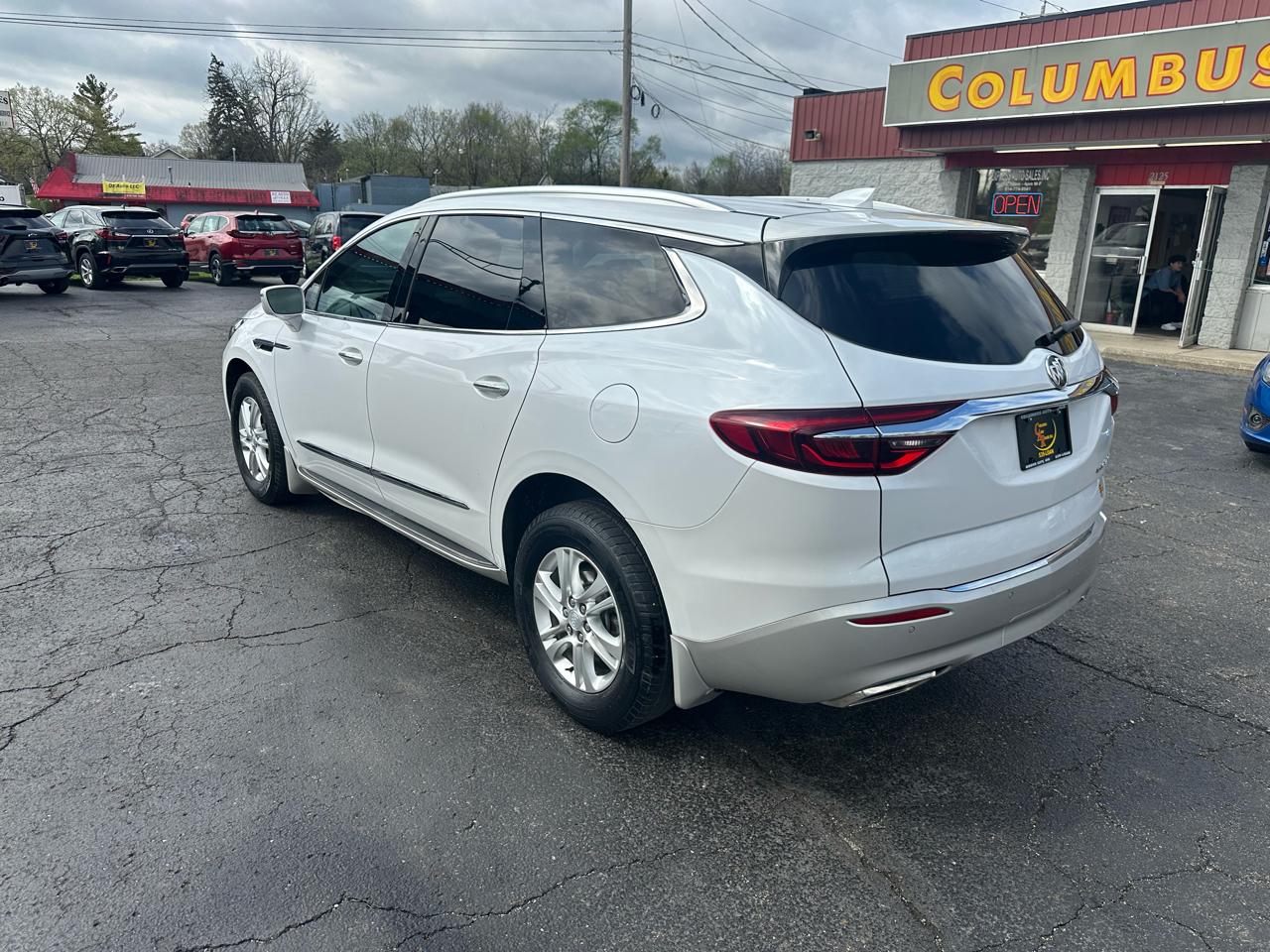 Buick Enclave FWD 4dr Essence 2019
