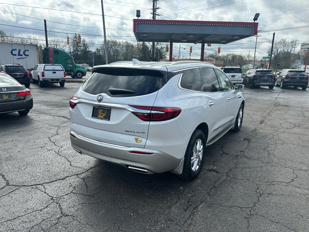 Buick Enclave FWD 4dr Essence 2019