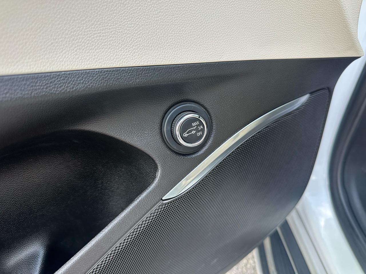 Buick Enclave FWD 4dr Essence 2019