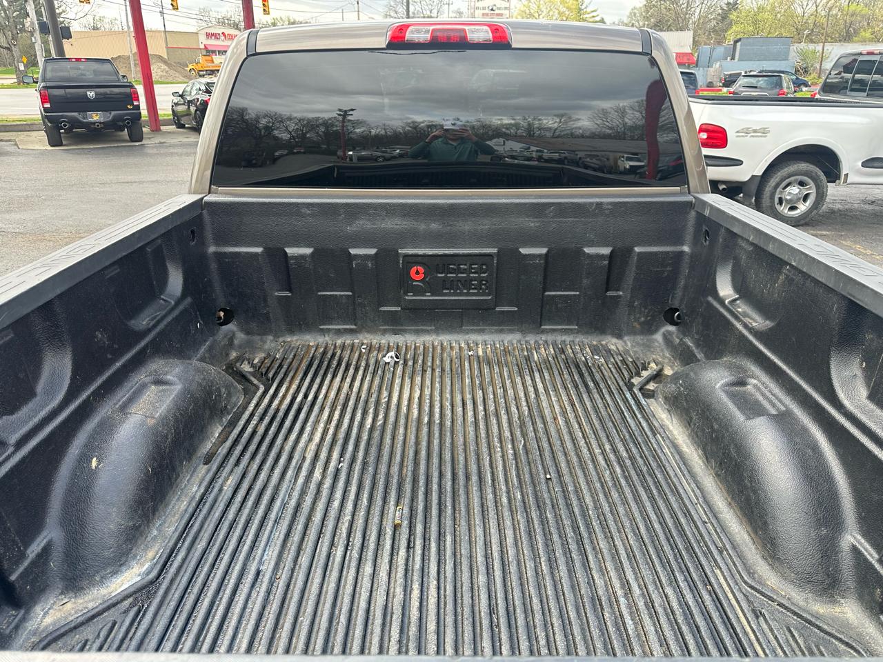 GMC Sierra 1500 4WD Crew Cab 143.5" SLE 2014