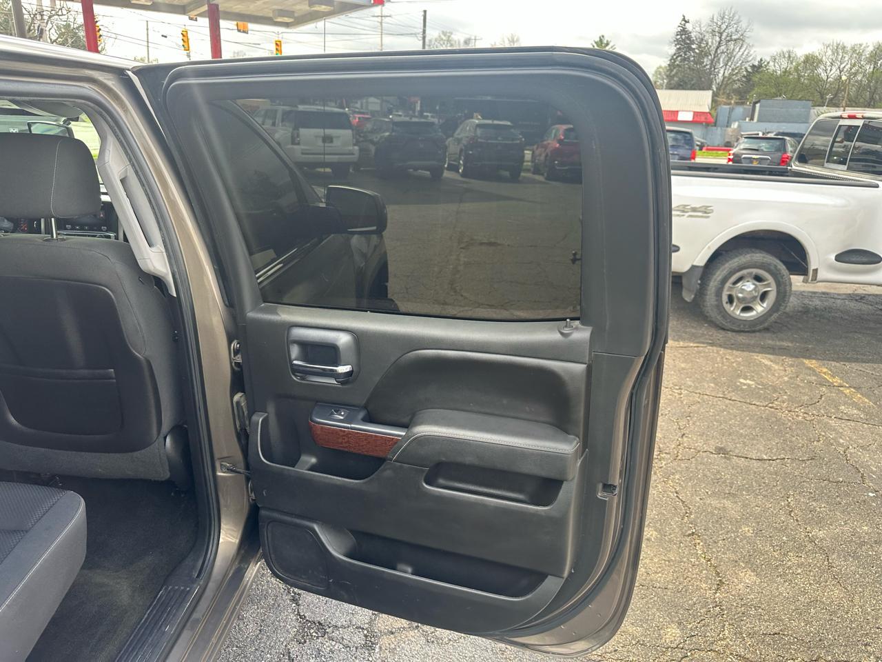 GMC Sierra 1500 4WD Crew Cab 143.5" SLE 2014