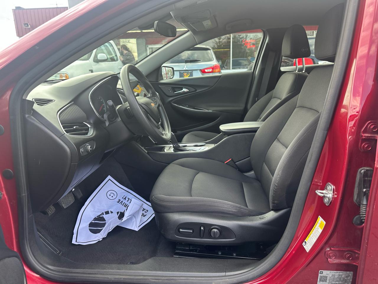 Chevrolet Malibu 4dr Sdn LT 2020