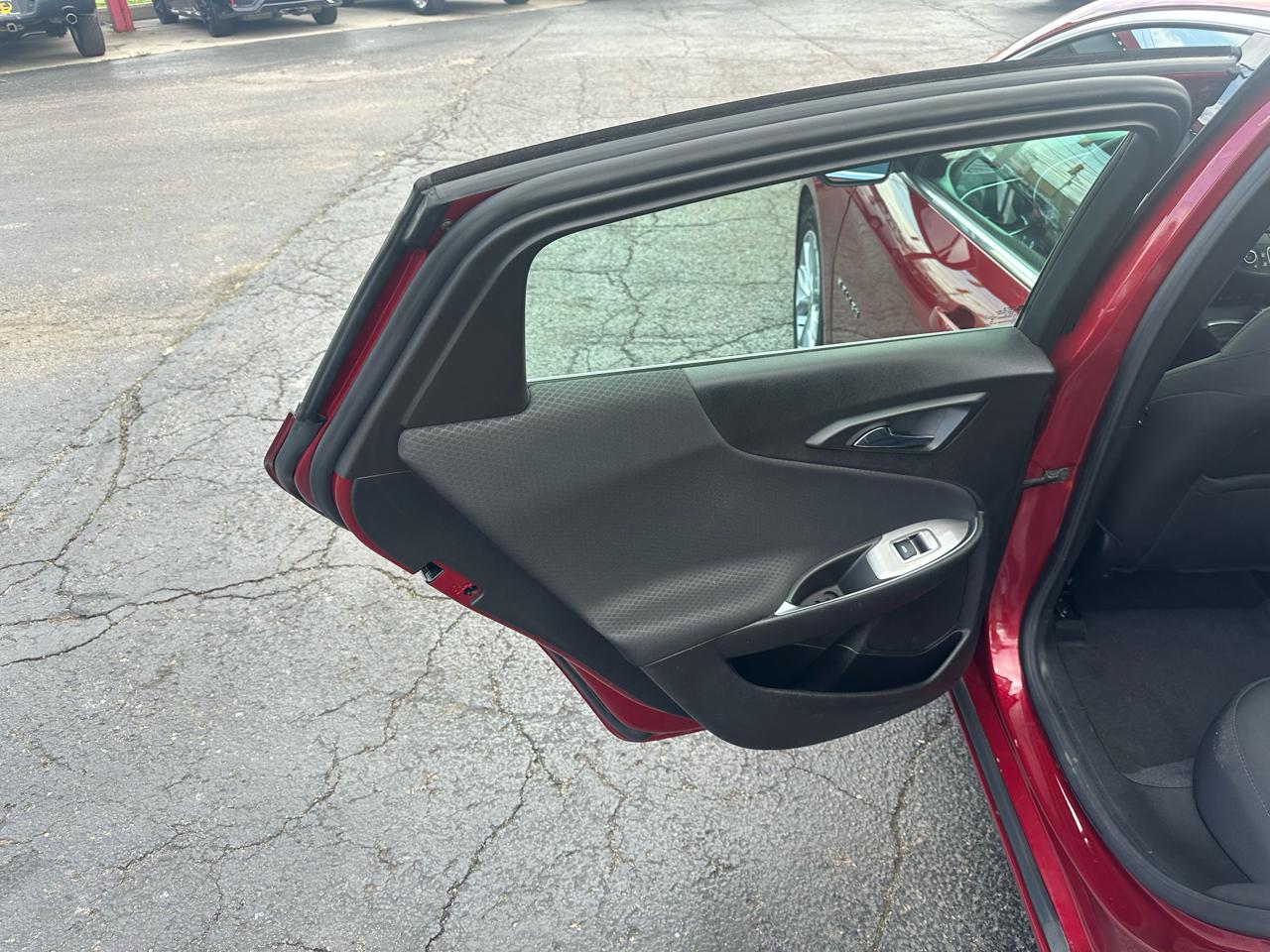 Chevrolet Malibu 4dr Sdn LT 2020