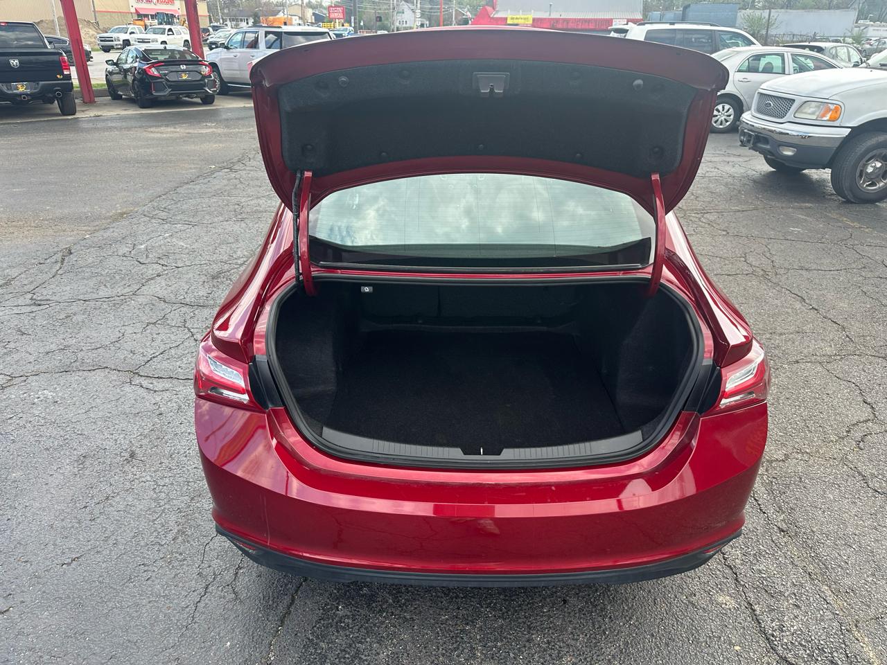 Chevrolet Malibu 4dr Sdn LT 2020