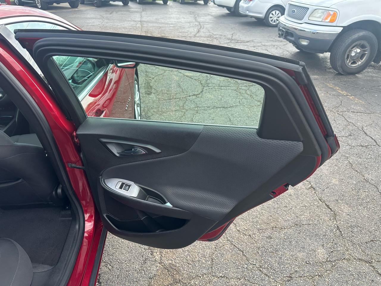 Chevrolet Malibu 4dr Sdn LT 2020