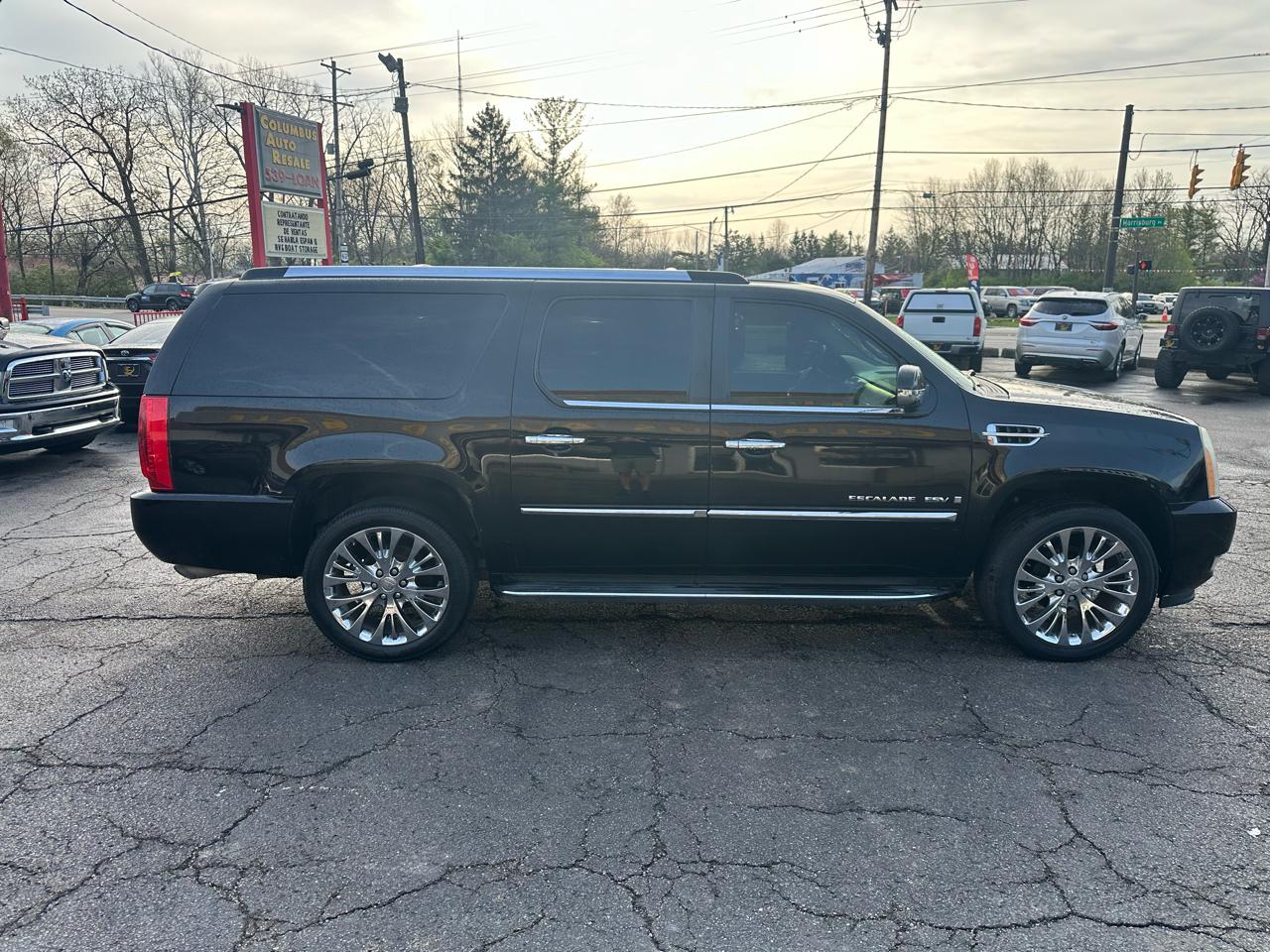 Cadillac Escalade ESV AWD 4dr 2009