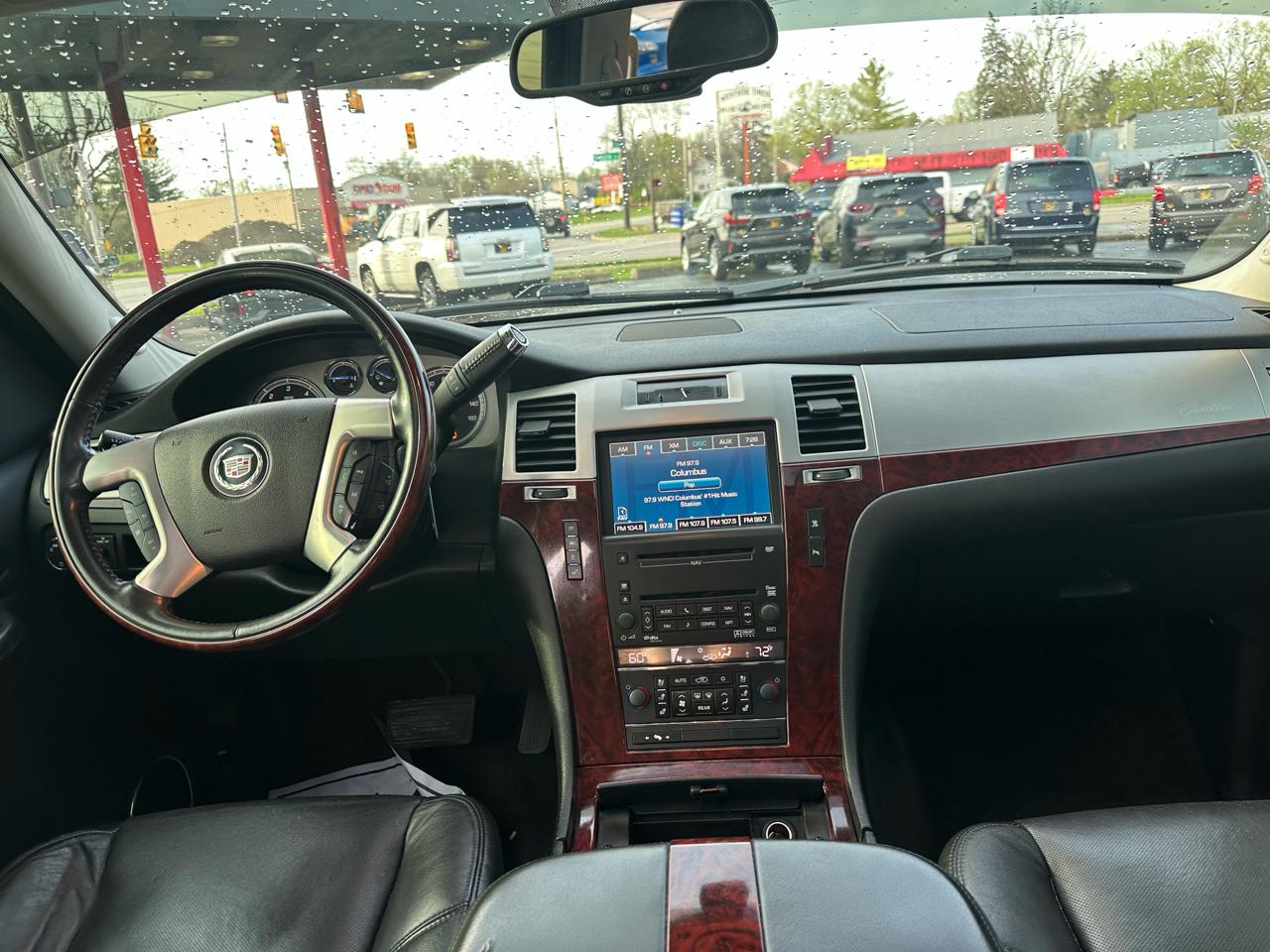 Cadillac Escalade ESV AWD 4dr 2009