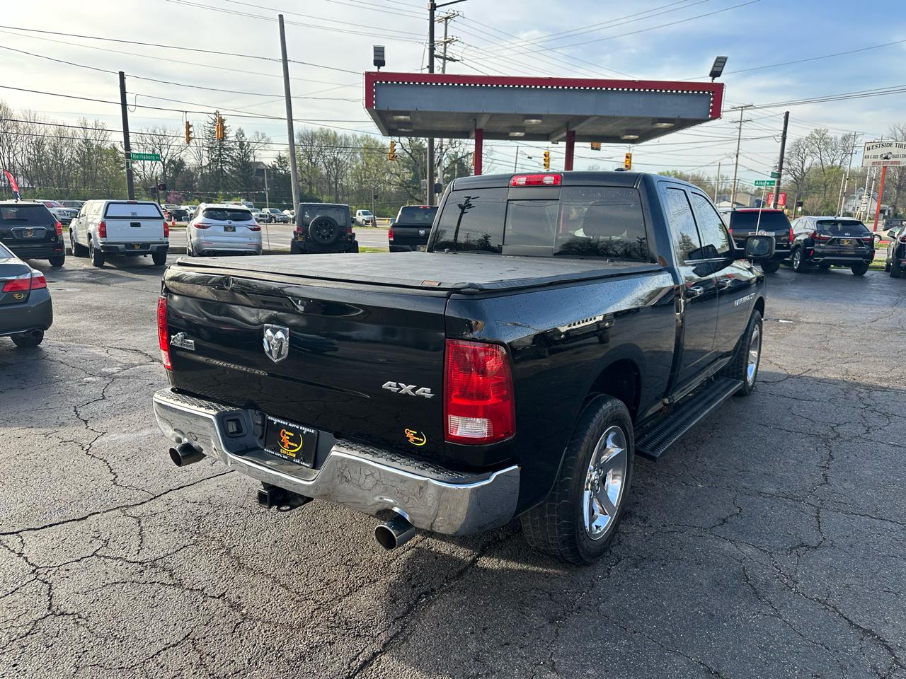 RAM 1500 4WD Quad Cab 140.5" Big Horn 2012