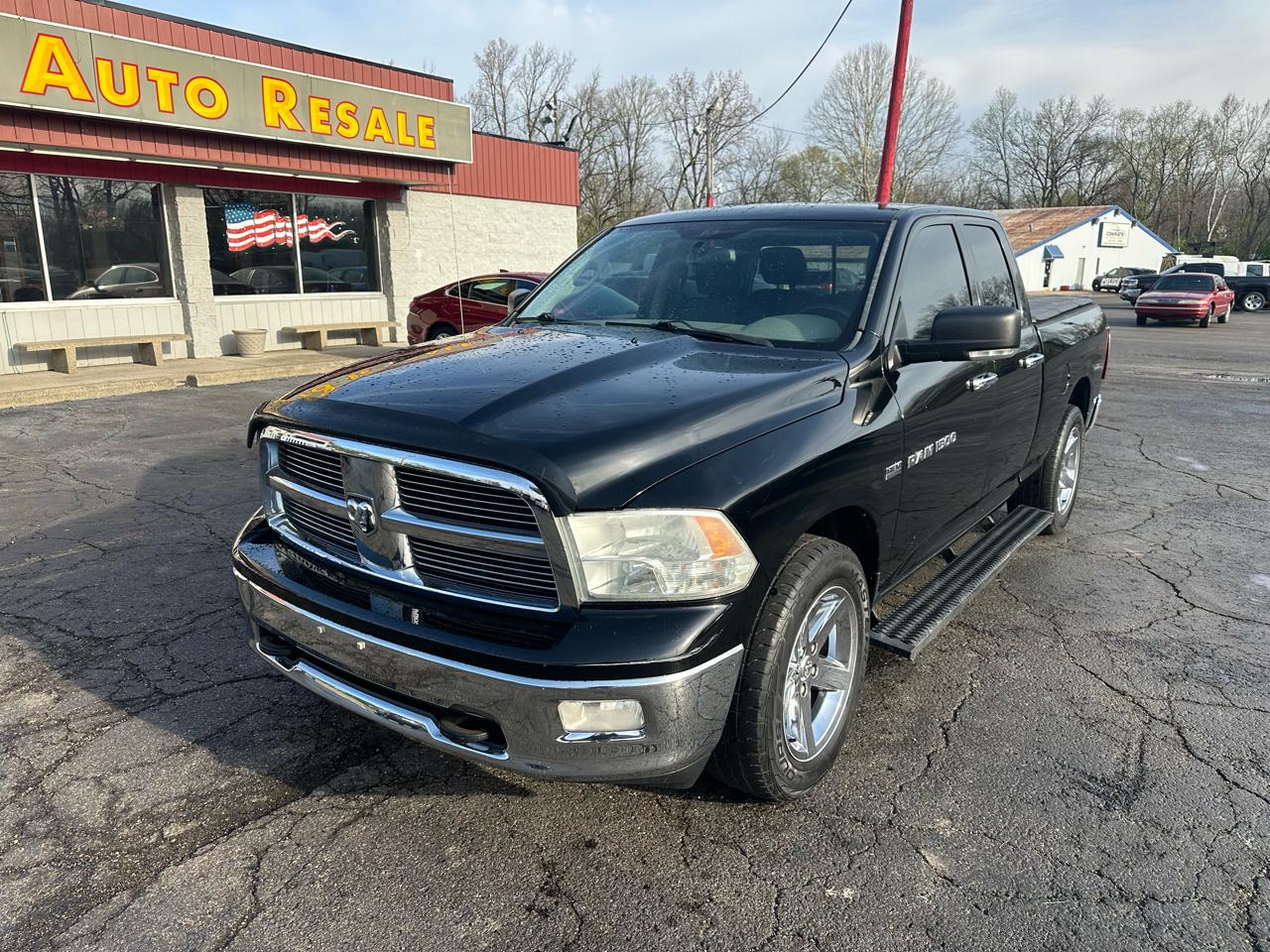 RAM 1500 4WD Quad Cab 140.5" Big Horn 2012