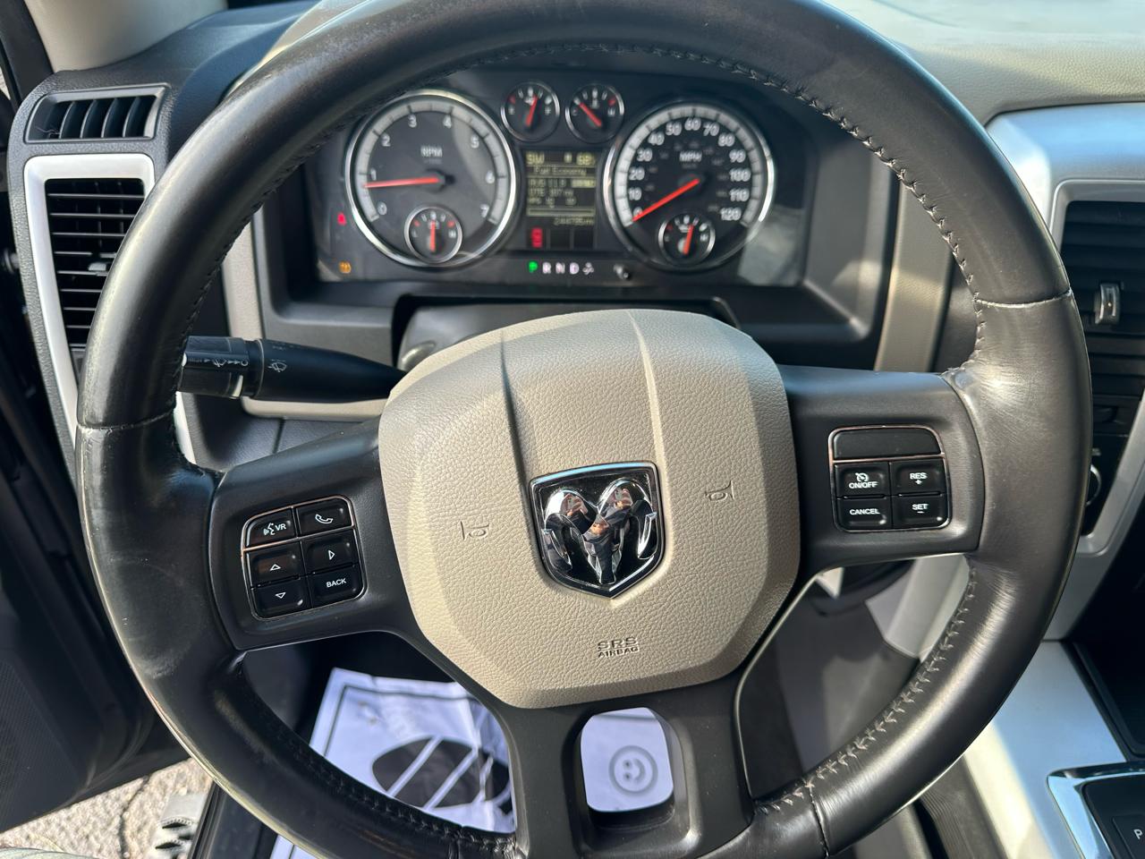 RAM 1500 4WD Quad Cab 140.5" Big Horn 2012