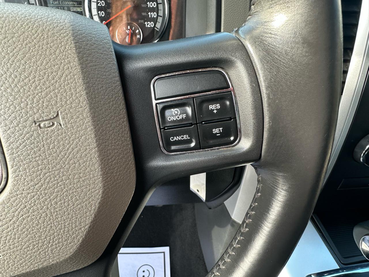 RAM 1500 4WD Quad Cab 140.5" Big Horn 2012