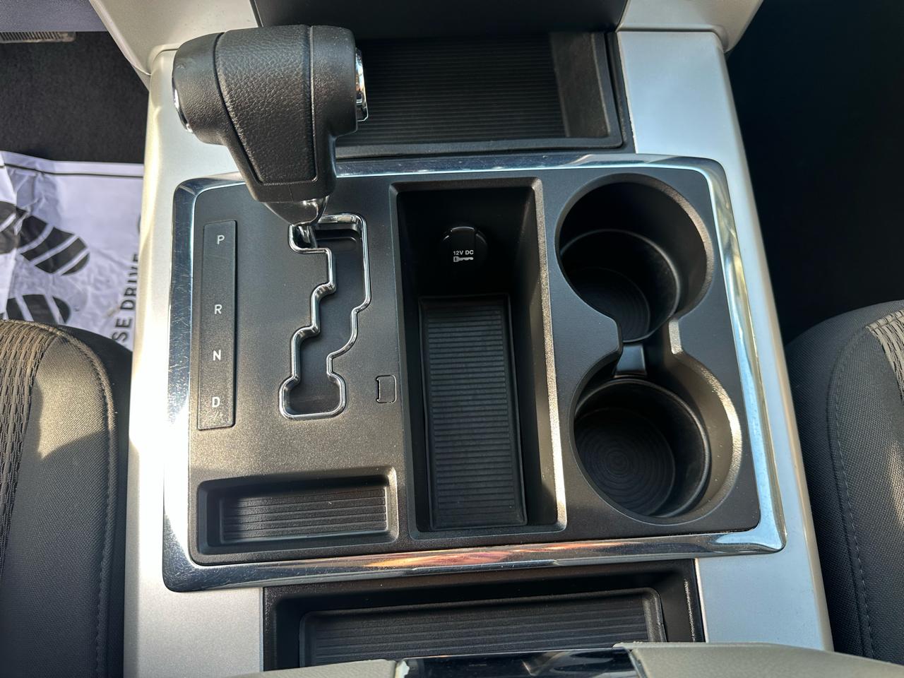 RAM 1500 4WD Quad Cab 140.5" Big Horn 2012