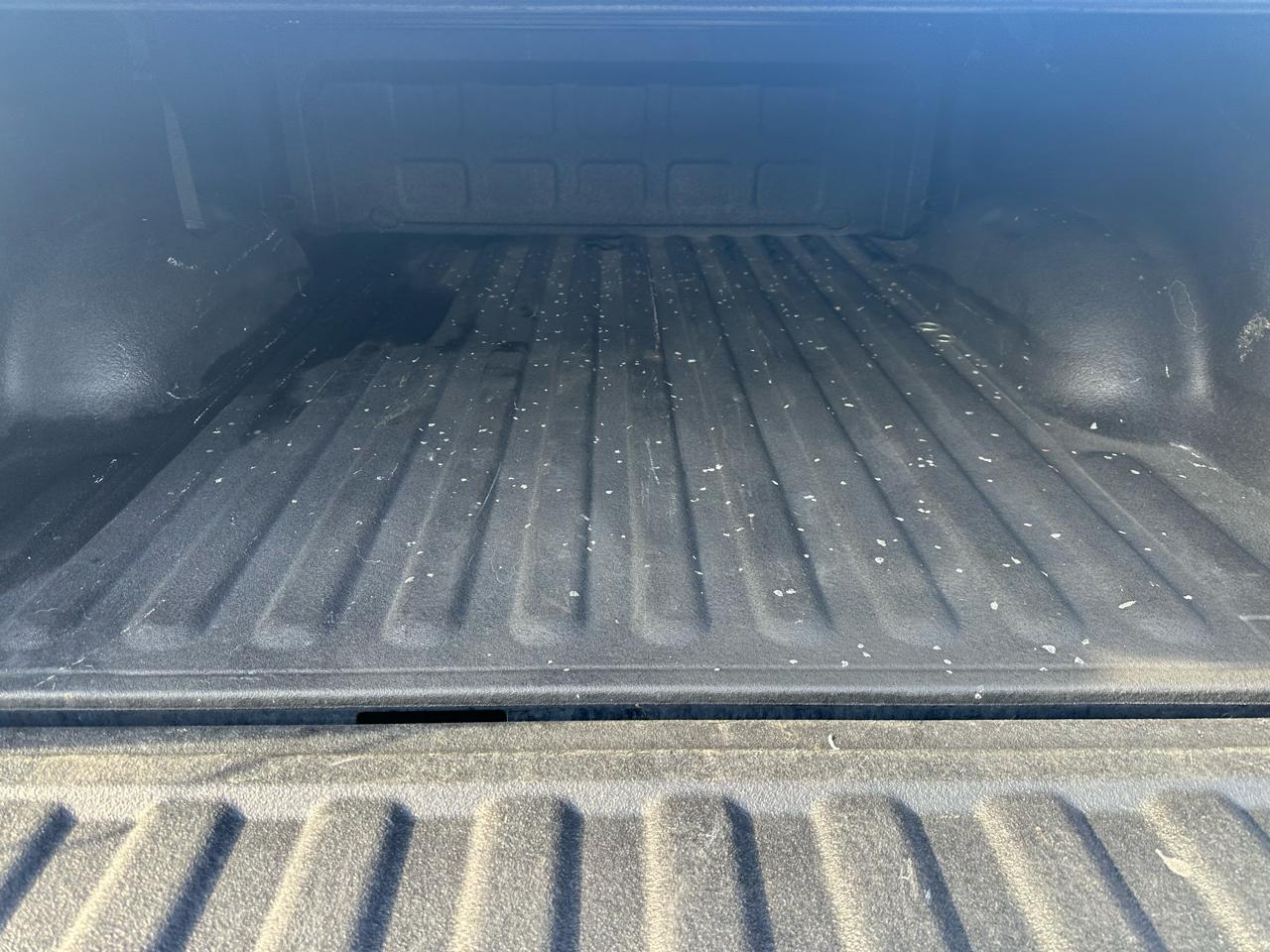 RAM 1500 4WD Quad Cab 140.5" Big Horn 2012