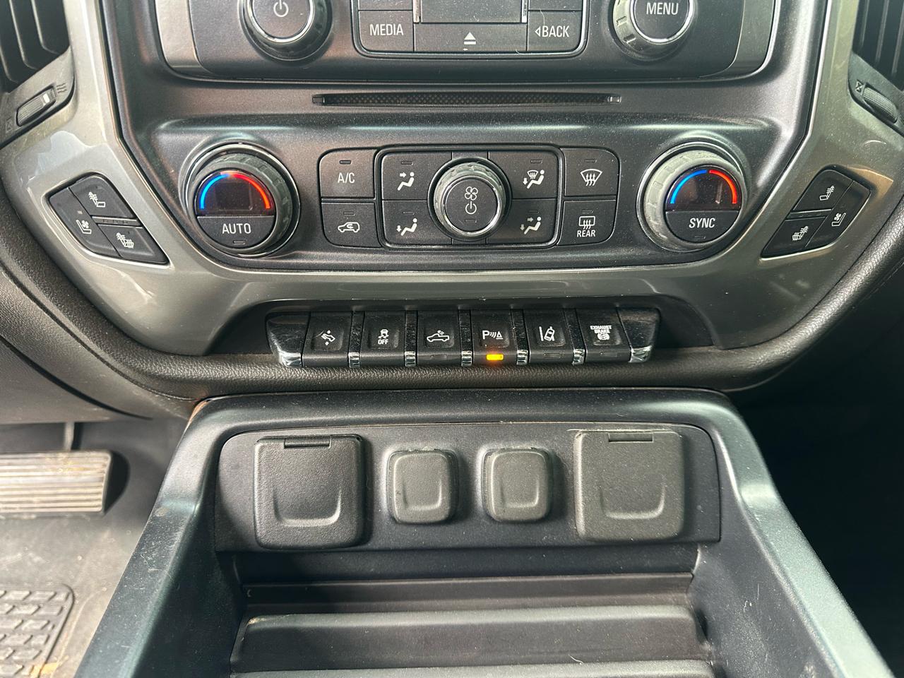 Chevrolet Silverado 3500HD 4WD Crew Cab 167.7" LTZ 2018