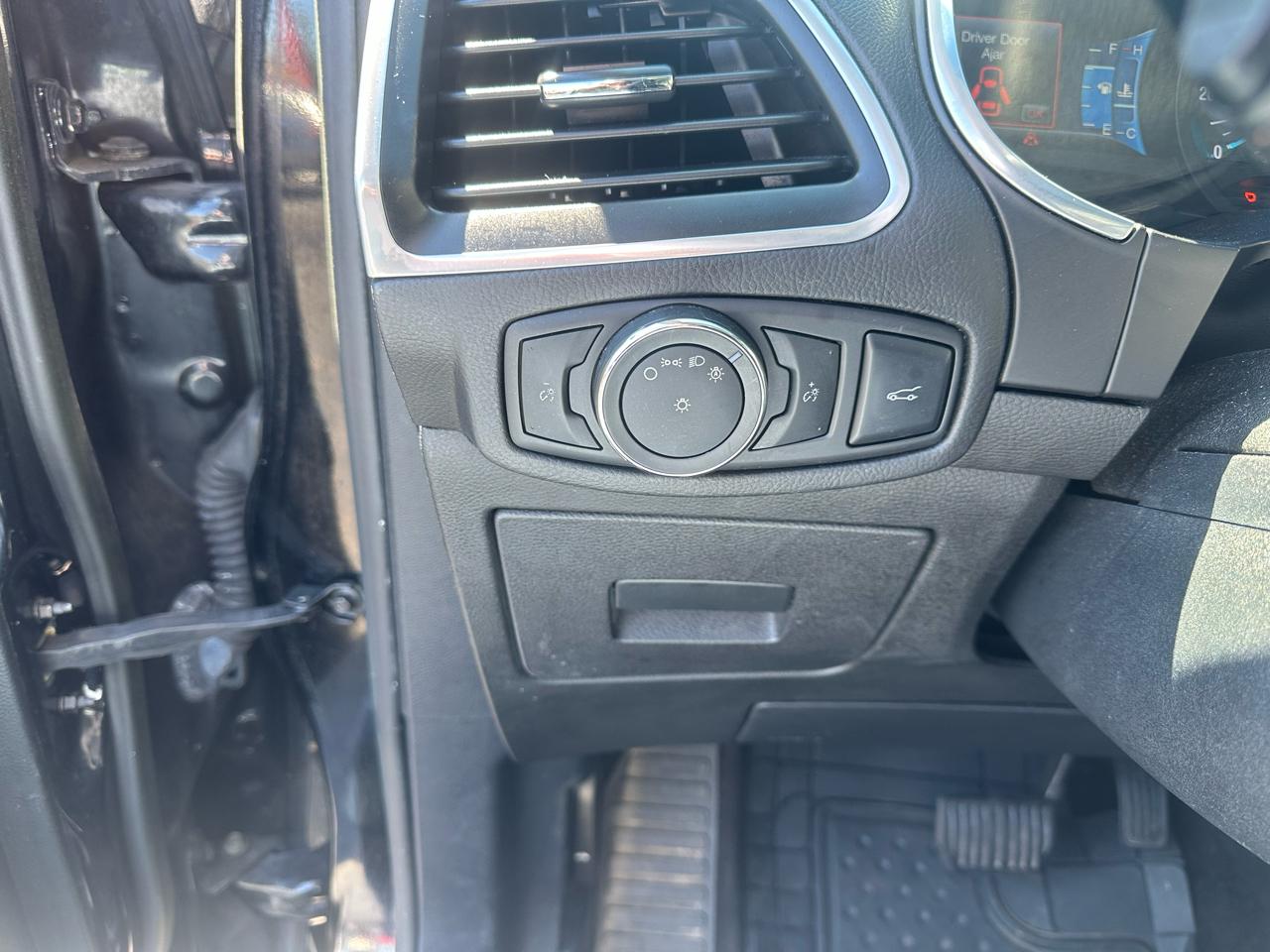 Ford Edge 4dr Titanium AWD 2016