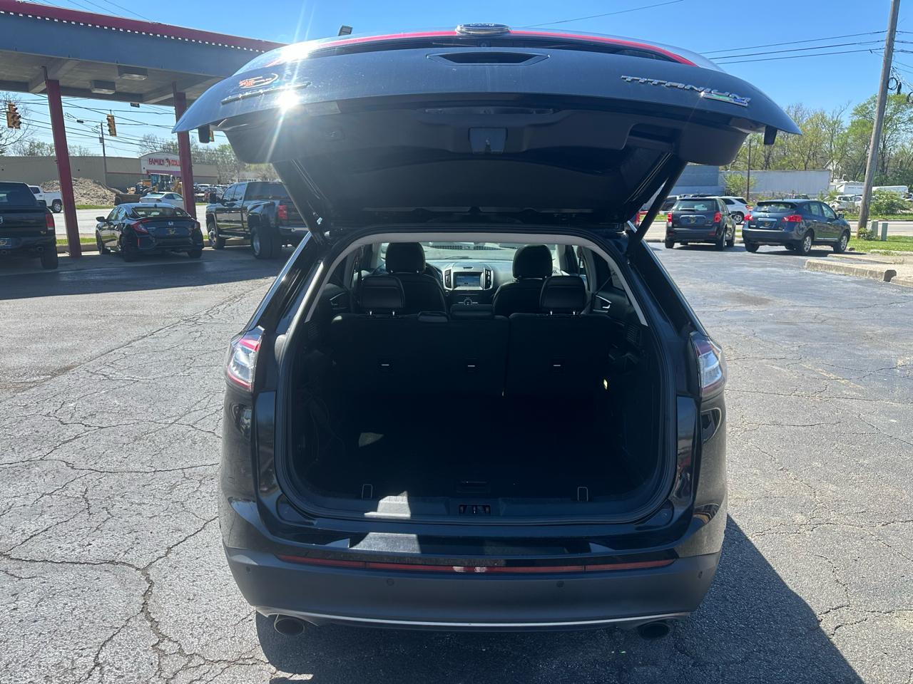 Ford Edge 4dr Titanium AWD 2016