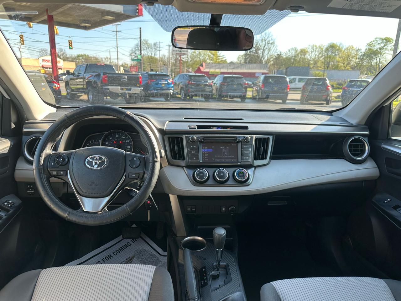 Toyota RAV4 FWD 4dr LE (Natl) 2014