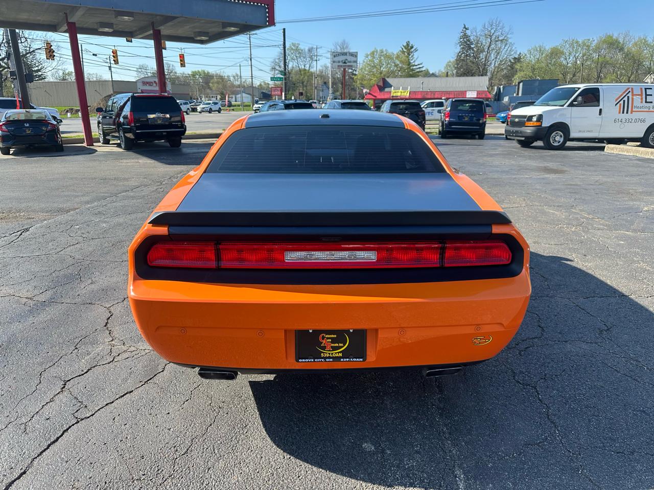 Dodge Challenger 2dr Cpe SXT Plus 2014