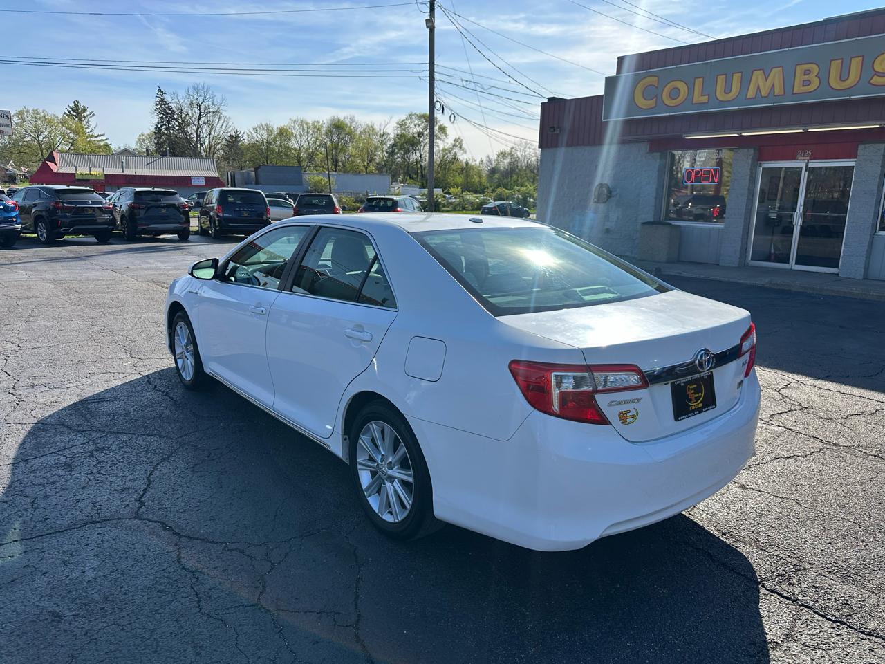 Toyota Camry Hybrid 4dr Sdn XLE (Natl) 2012