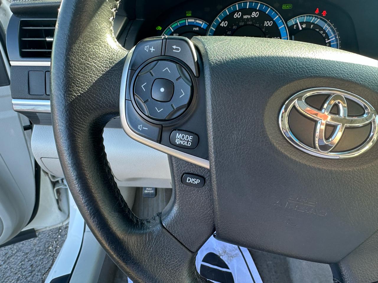 Toyota Camry Hybrid 4dr Sdn XLE (Natl) 2012