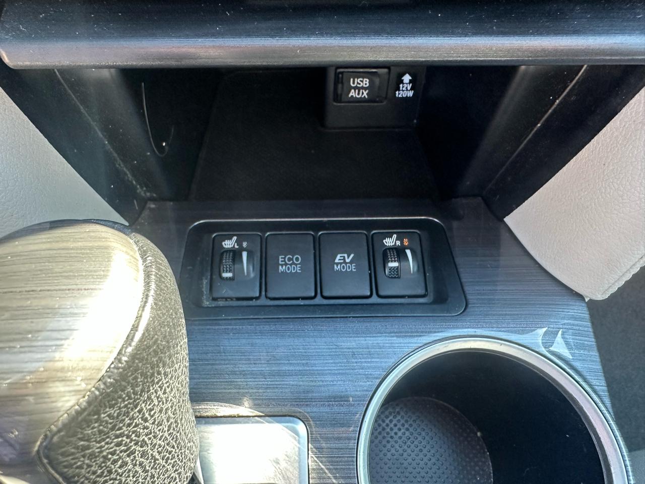 Toyota Camry Hybrid 4dr Sdn XLE (Natl) 2012