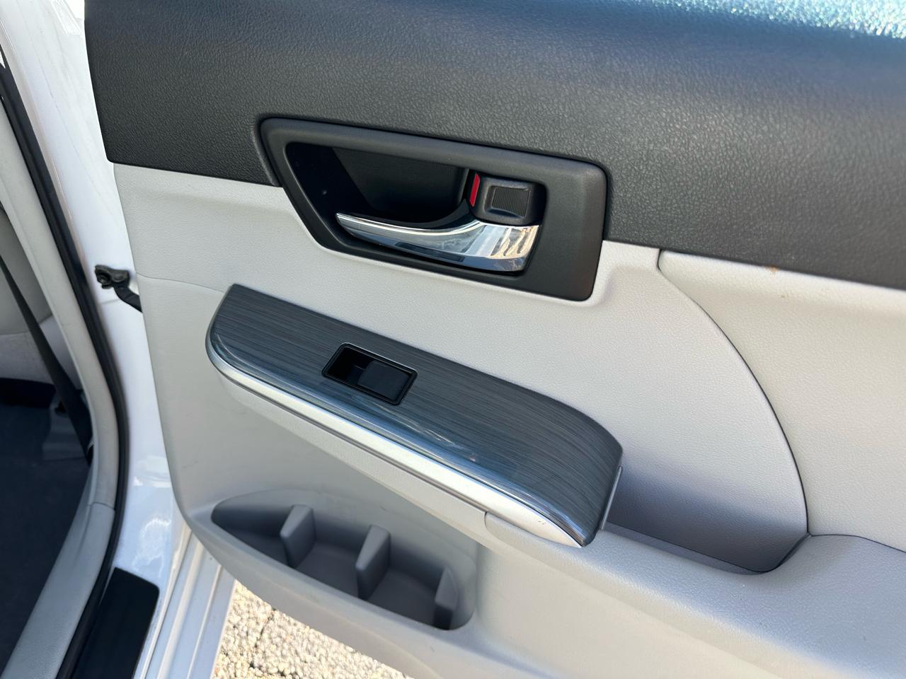 Toyota Camry Hybrid 4dr Sdn XLE (Natl) 2012