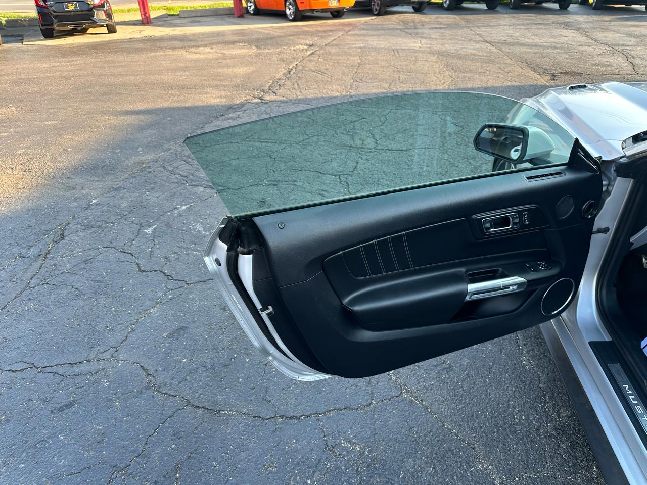 Ford Mustang 2dr Fastback GT 2015