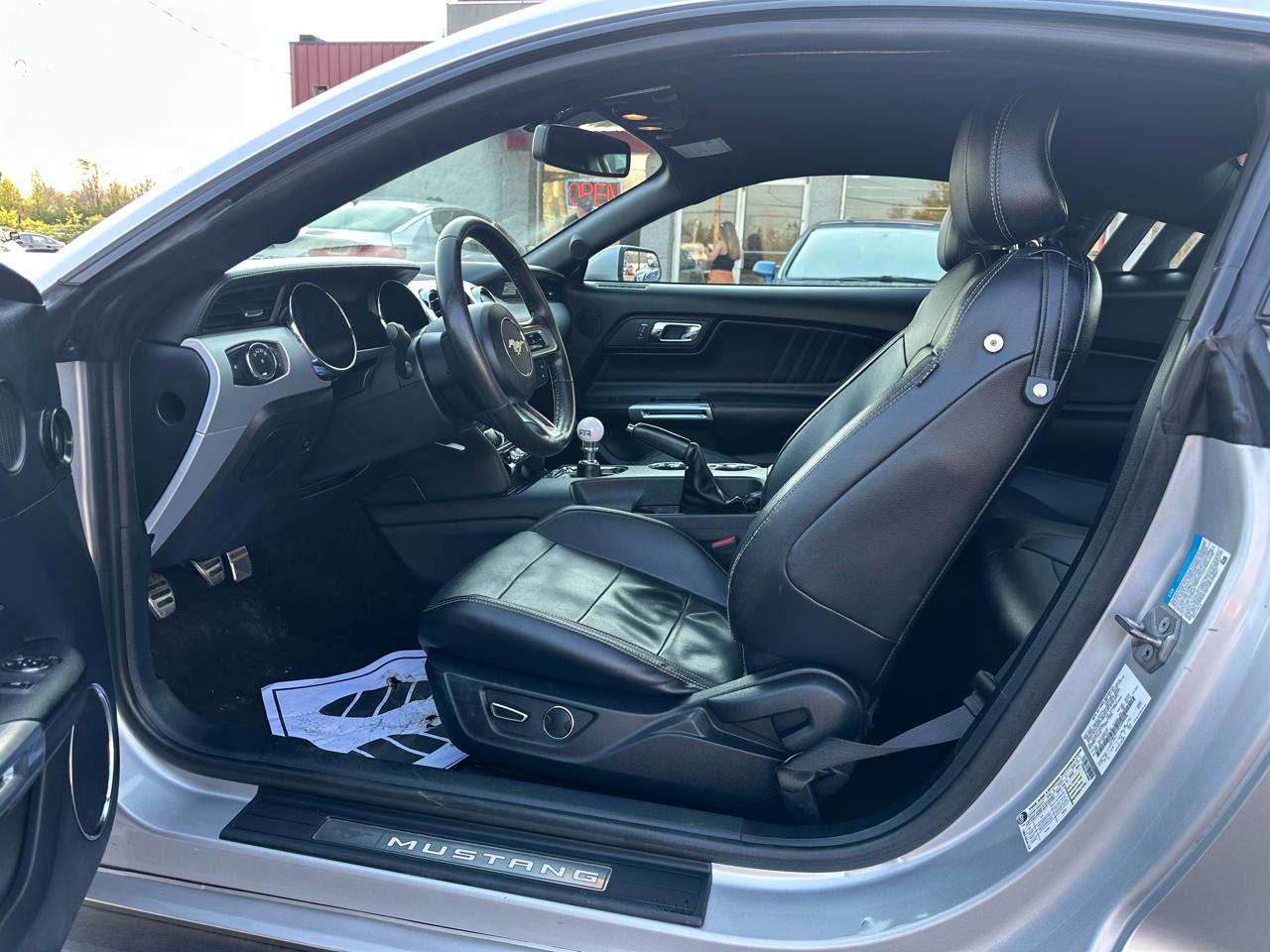 Ford Mustang 2dr Fastback GT 2015