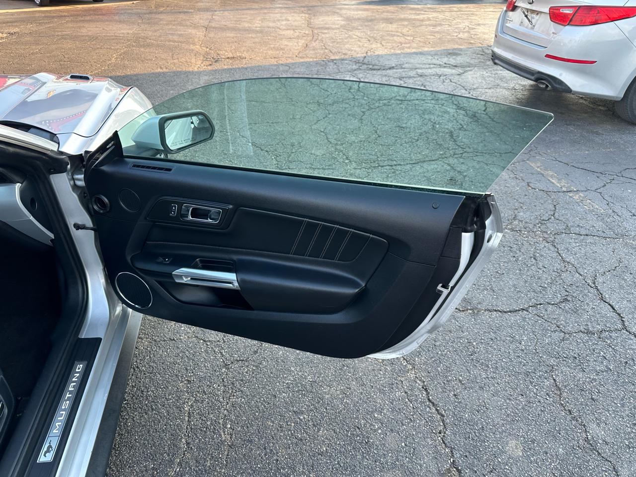 Ford Mustang 2dr Fastback GT 2015