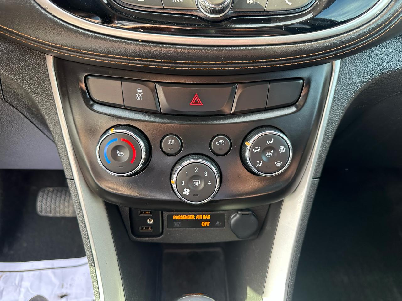 Chevrolet Trax FWD 4dr LT 2021