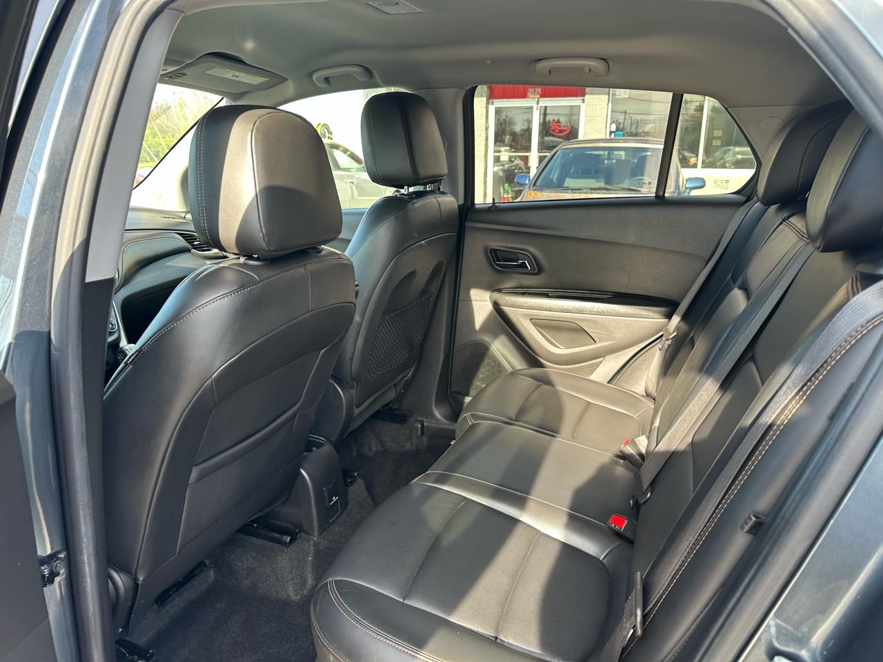 Chevrolet Trax FWD 4dr LT 2021