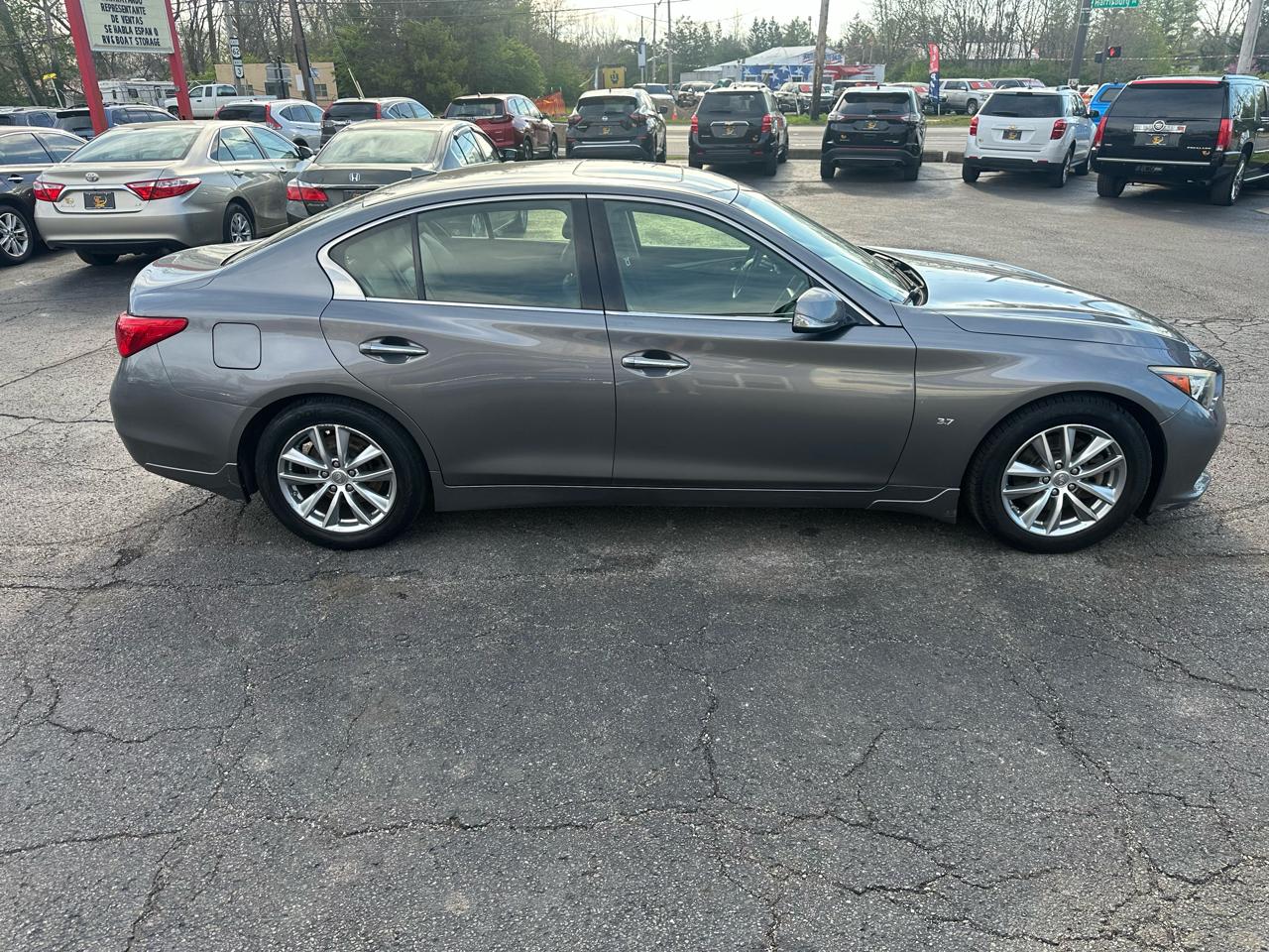 Infiniti Q50 4dr Sdn RWD 2014