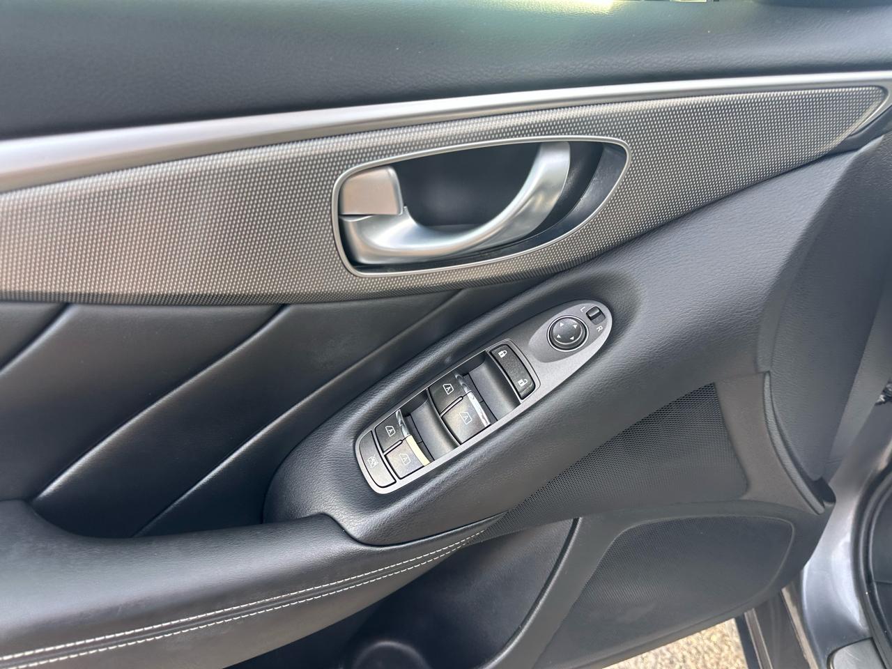 Infiniti Q50 4dr Sdn RWD 2014