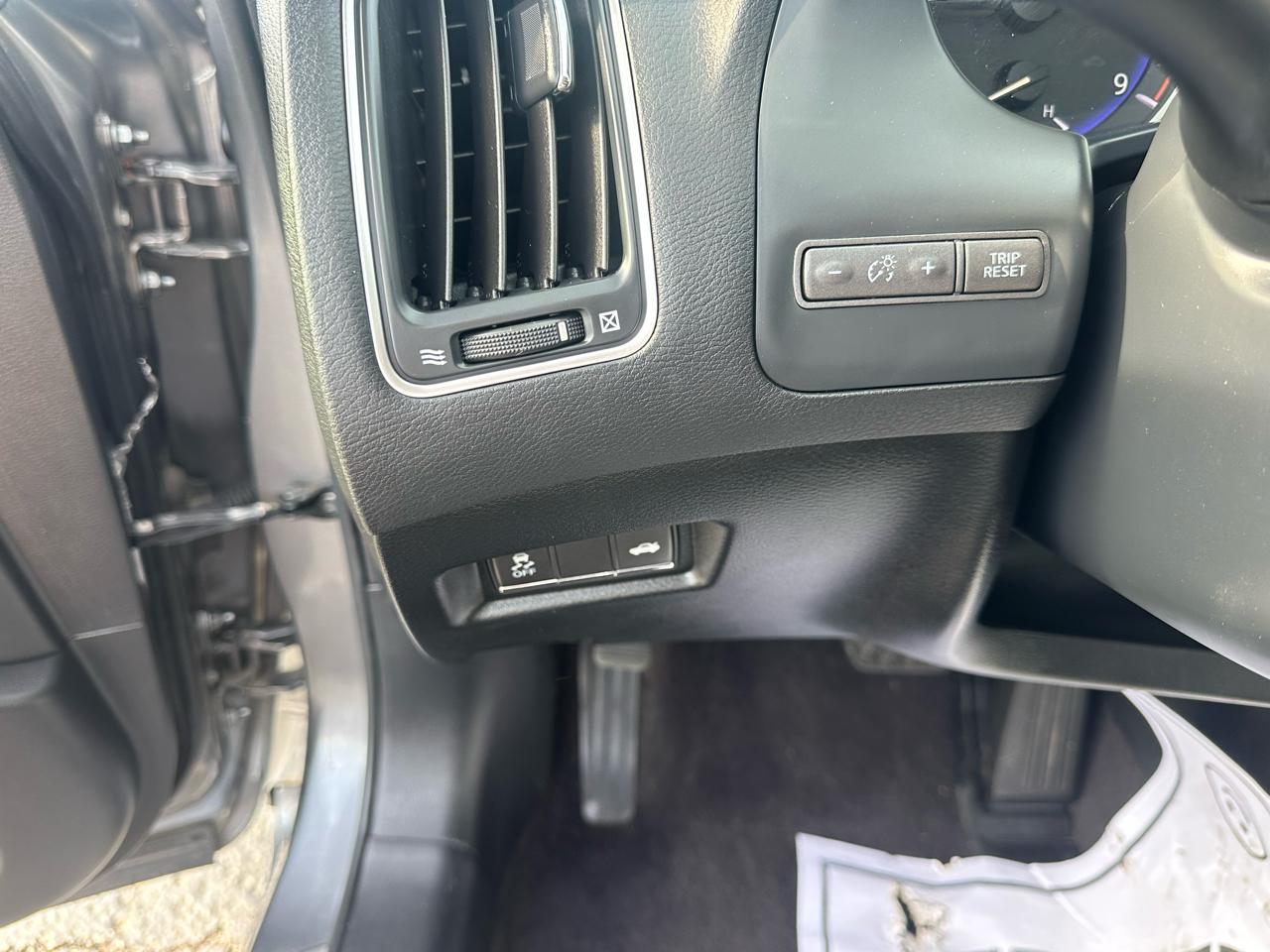 Infiniti Q50 4dr Sdn RWD 2014