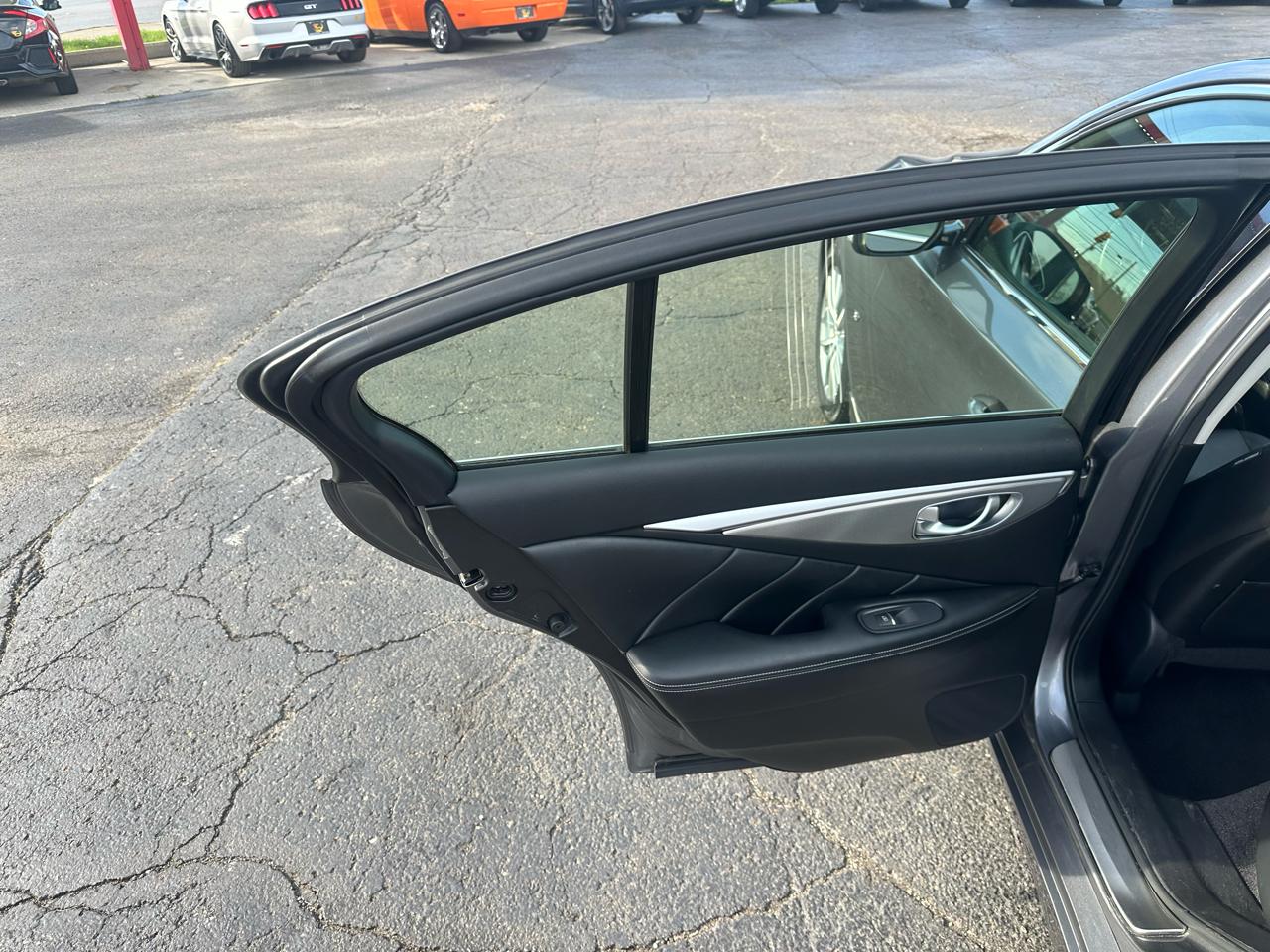 Infiniti Q50 4dr Sdn RWD 2014