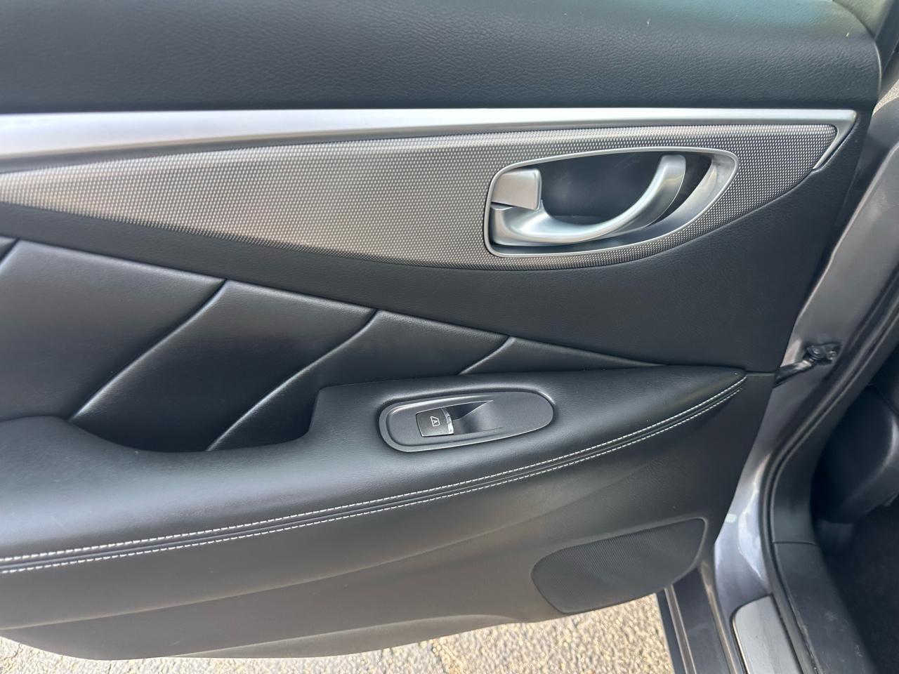 Infiniti Q50 4dr Sdn RWD 2014